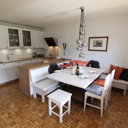 Weinberg By Managers