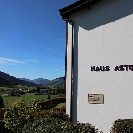 Weinberg By Managers *